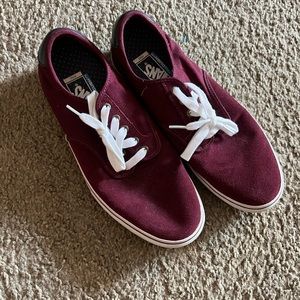 Vans men’s laced shoes